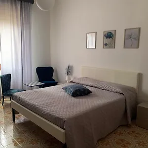 In Piazza San Vito Lo Capo